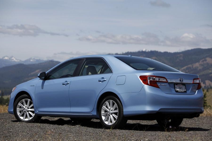  Toyota Camry Hybrid 2012 года  (фото 71 из 71)
